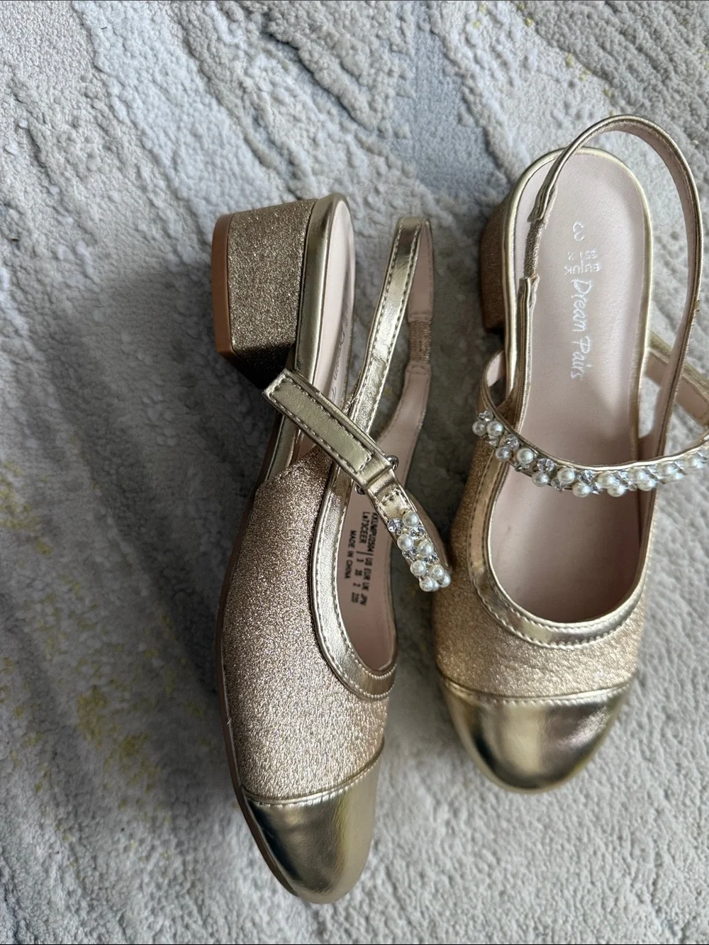Dream Pairs shimmering metallic